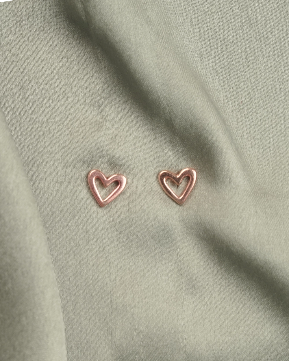 Rose Heart charm Stud